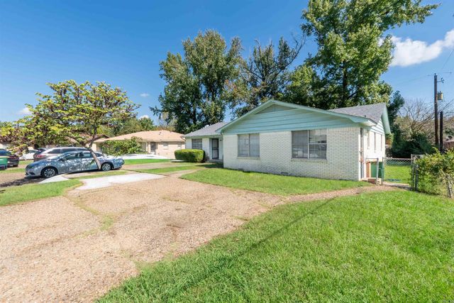 618 & 620 Newcastle Dr, Sherwood, AR 72120