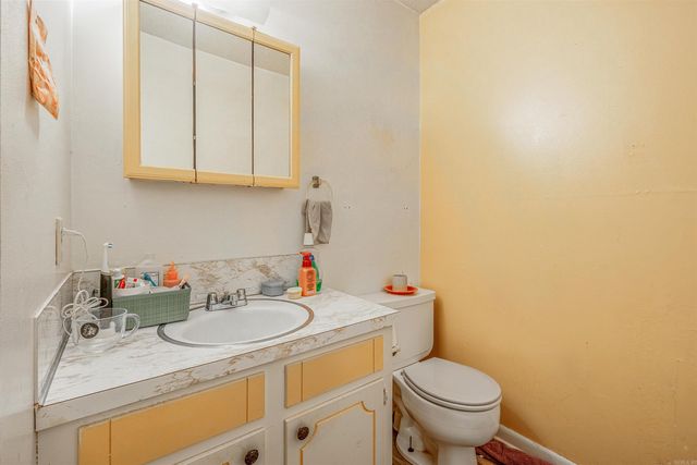 618 & 620 Newcastle Dr, Sherwood, AR 72120