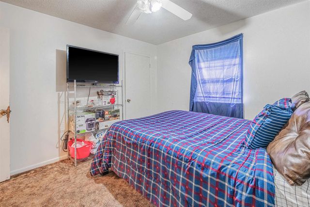 618 & 620 Newcastle Dr, Sherwood, AR 72120