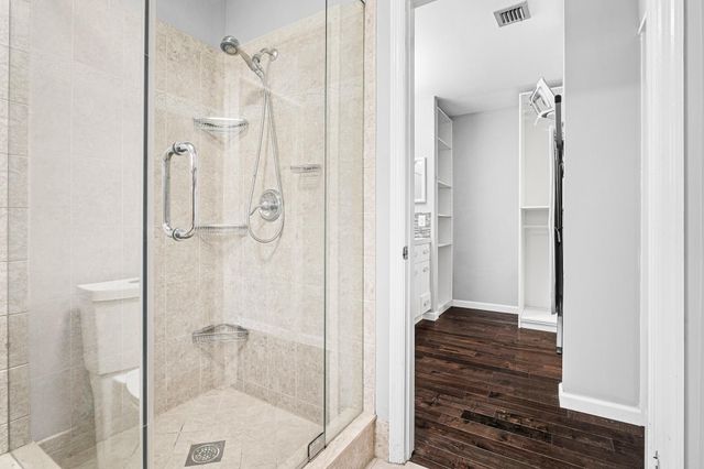 601 Lakeshore Terrace, Davie, FL 33325