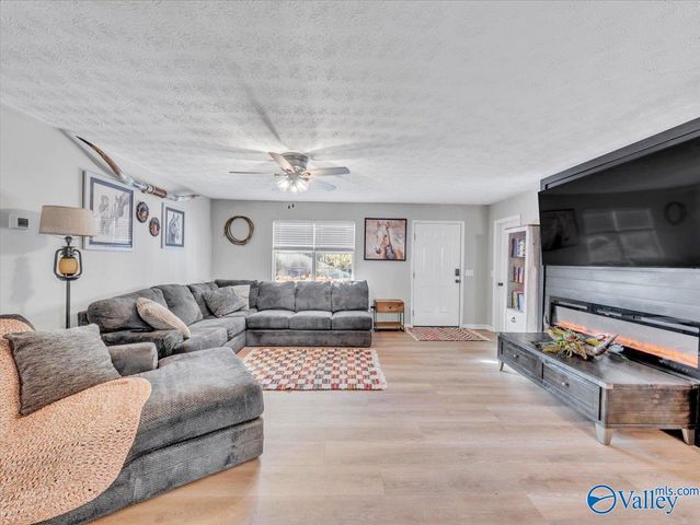 120 County Road 738, Cullman, AL 35055