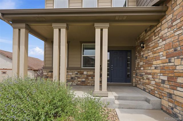 2109 Wood Thrush Way, Castle Rock, CO 80109