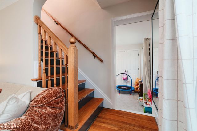1412 Brys Drive, Grosse Pointe Woods, MI 48236
