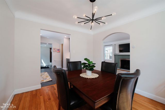 1412 Brys Drive, Grosse Pointe Woods, MI 48236
