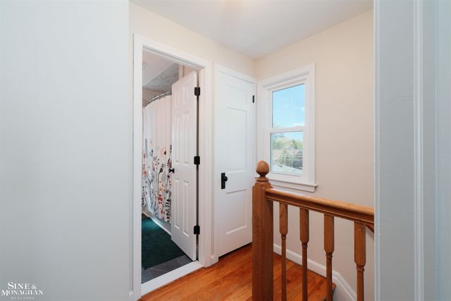 1412 Brys Drive, Grosse Pointe Woods, MI 48236
