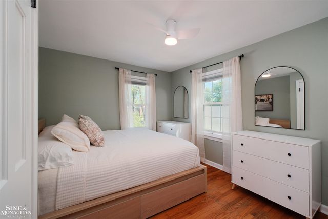 1412 Brys Drive, Grosse Pointe Woods, MI 48236