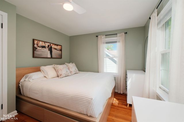 1412 Brys Drive, Grosse Pointe Woods, MI 48236