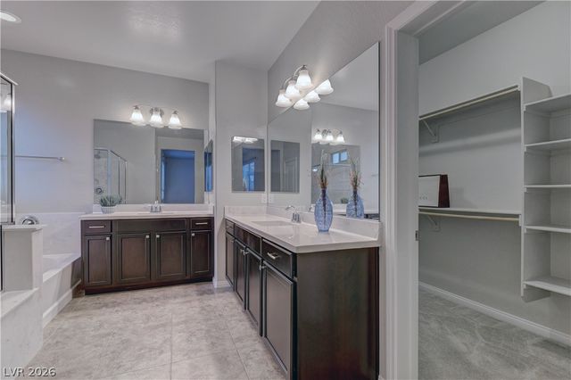 9667 Treeline Run Avenue, Las Vegas, NV 89166