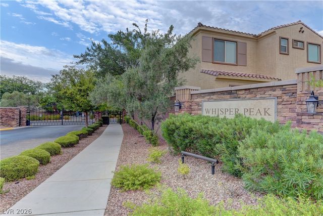 9667 Treeline Run Avenue, Las Vegas, NV 89166