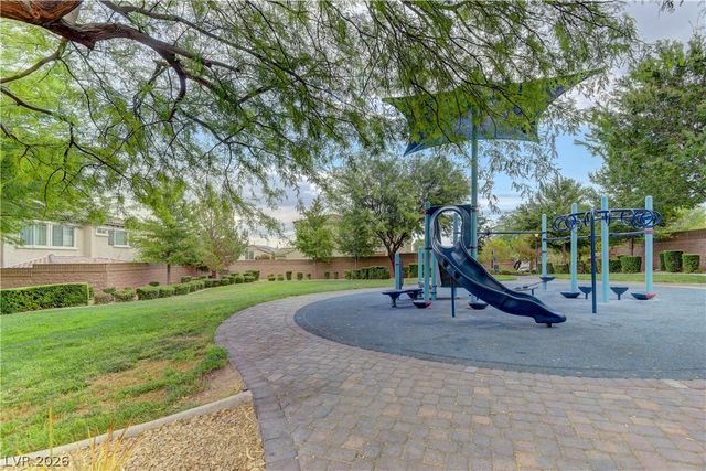 9667 Treeline Run Avenue, Las Vegas, NV 89166