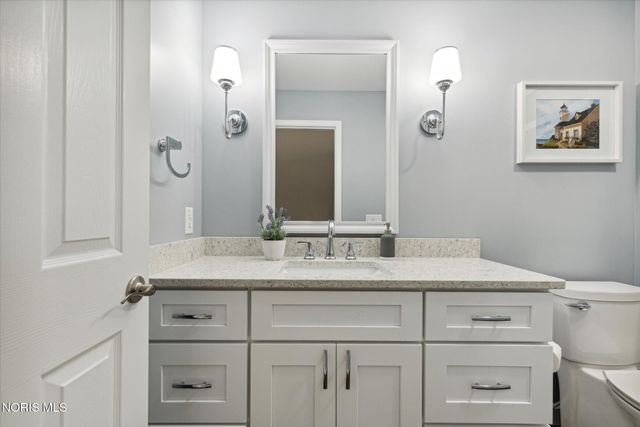 7431 Country Commons Lane, Sylvania, OH 43560
