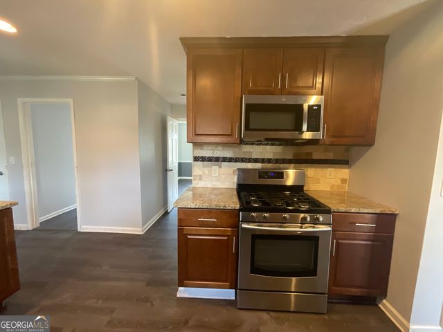 5322 Oshea Lane, Stone Mountain, GA 30088