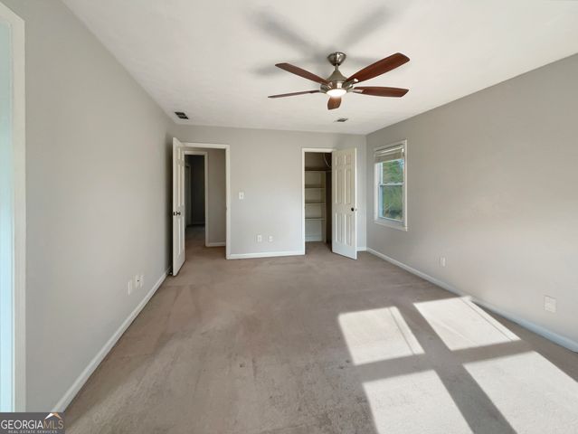 5322 Oshea Lane, Stone Mountain, GA 30088