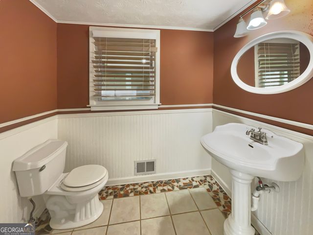 5322 Oshea Lane, Stone Mountain, GA 30088