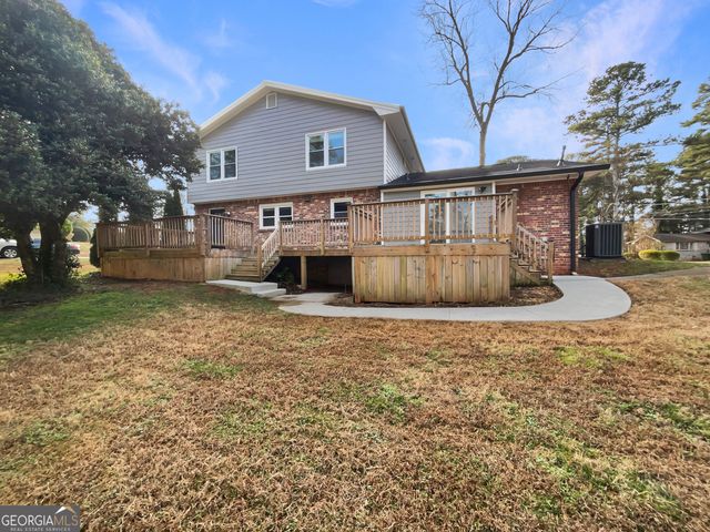 5322 Oshea Lane, Stone Mountain, GA 30088