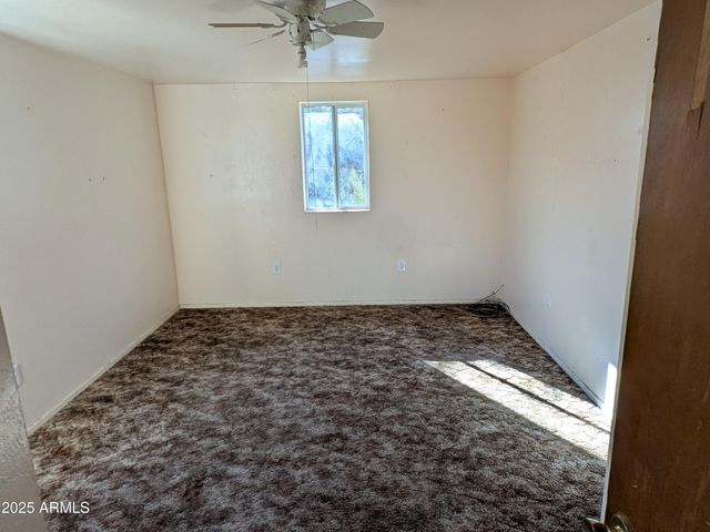 642 W EAGLES Bluff, Globe, AZ 85501