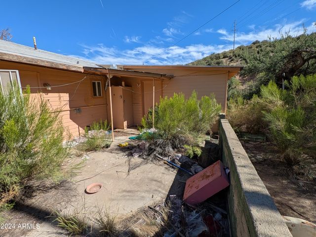 642 W EAGLES Bluff, Globe, AZ 85501