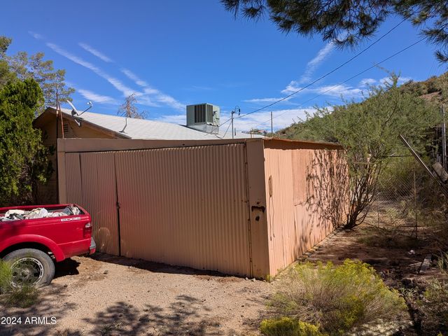 642 W EAGLES Bluff, Globe, AZ 85501