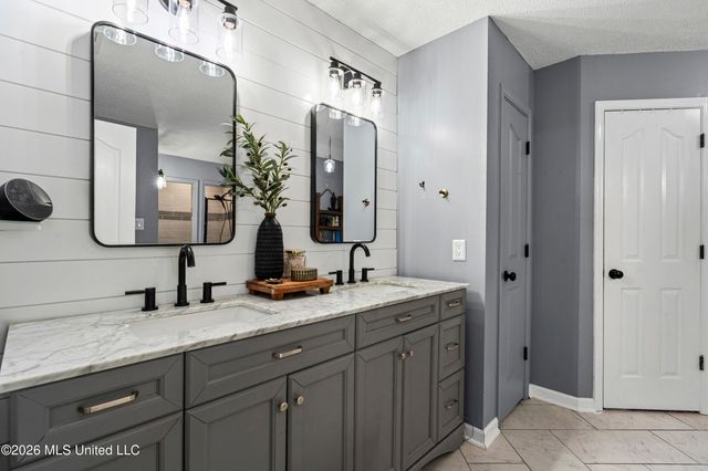 13090 S Sandbourne, Olive Branch, MS 38654