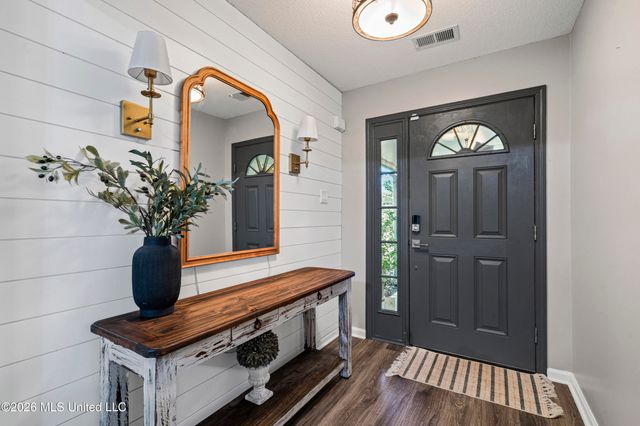 13090 S Sandbourne, Olive Branch, MS 38654