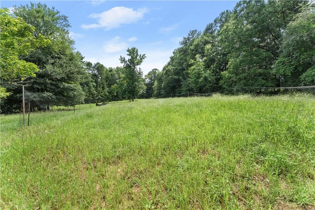 Image 11 of property listing at 0 Jackson Trail Road, Hoschton, GA 30548