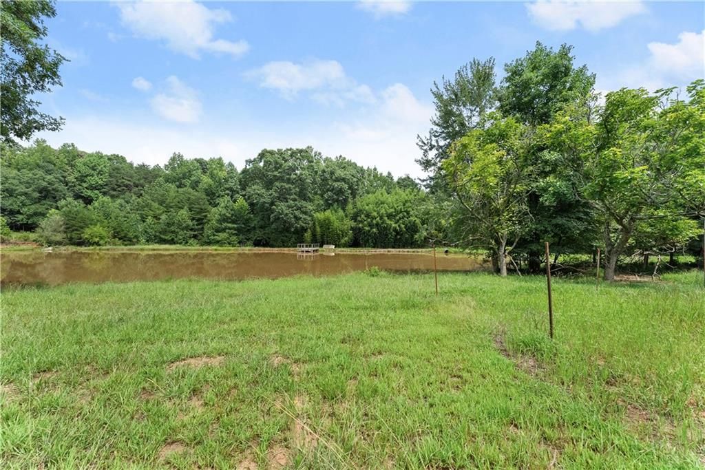 Image 12 of property listing at 0 Jackson Trail Road, Hoschton, GA 30548