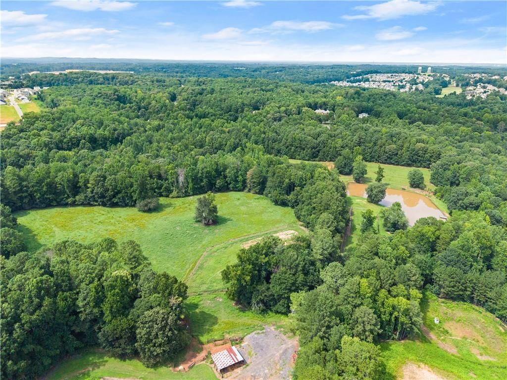 Image 16 of property listing at 0 Jackson Trail Road, Hoschton, GA 30548
