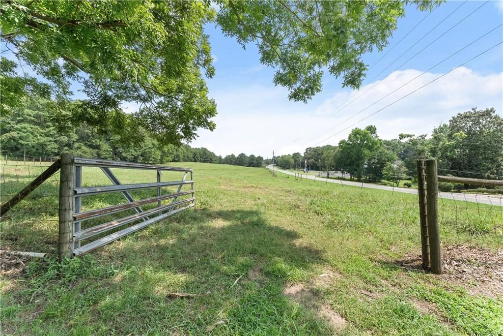 Image 3 of property listing at 0 Jackson Trail Road, Hoschton, GA 30548