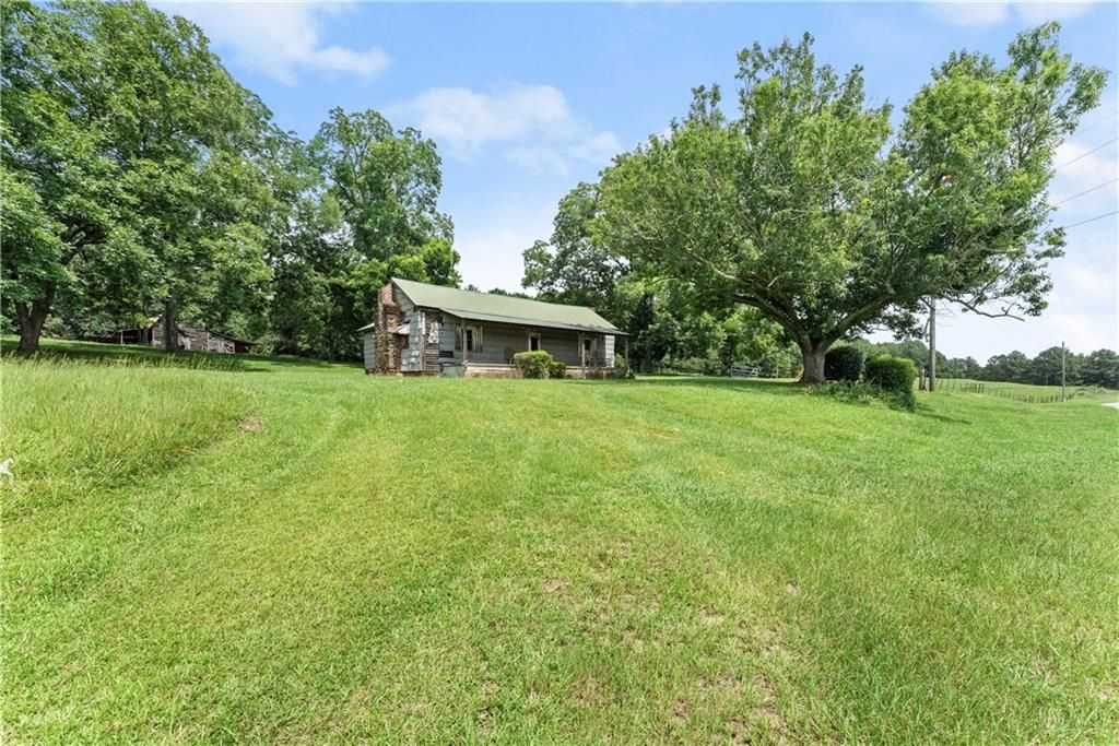 Image 4 of property listing at 0 Jackson Trail Road, Hoschton, GA 30548