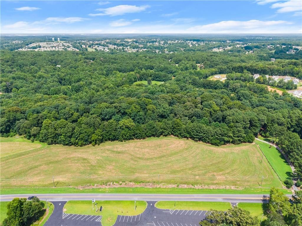 Image 7 of property listing at 0 Jackson Trail Road, Hoschton, GA 30548
