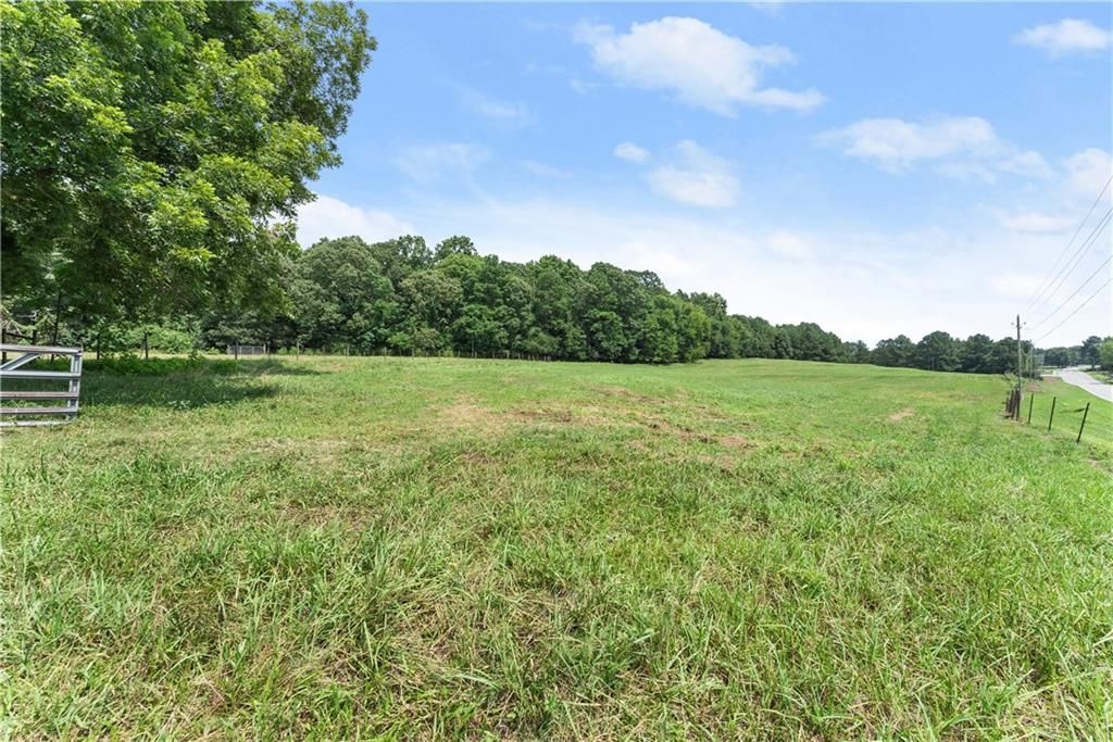 Image 8 of property listing at 0 Jackson Trail Road, Hoschton, GA 30548
