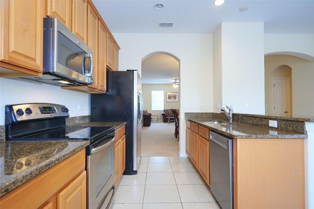 10144 ARBOR RUN DRIVE 31, Tampa, FL 33647