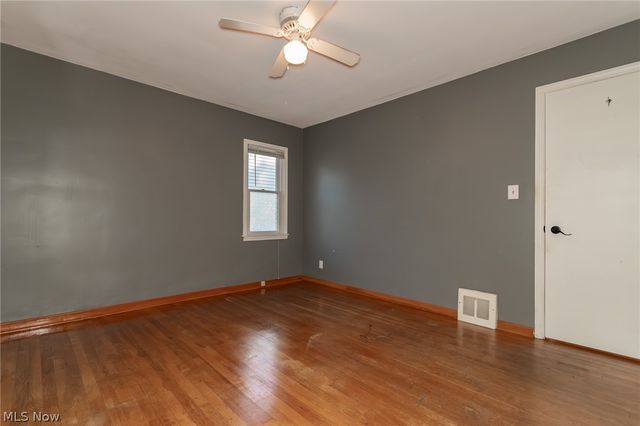 1111 E Miner Road, Mayfield Heights, OH 44124