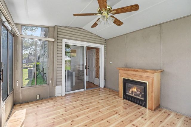 47709 Greenview Road, Utica, MI 48317