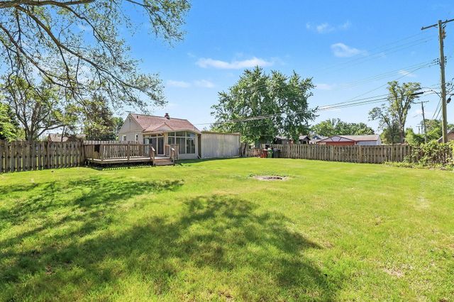 47709 Greenview Road, Utica, MI 48317