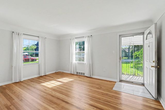 47709 Greenview Road, Utica, MI 48317