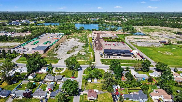 47709 Greenview Road, Utica, MI 48317