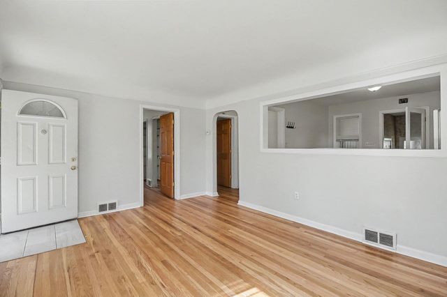 47709 Greenview Road, Utica, MI 48317