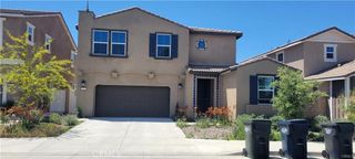 833 Half Moon Avenue, Redlands, CA 92374