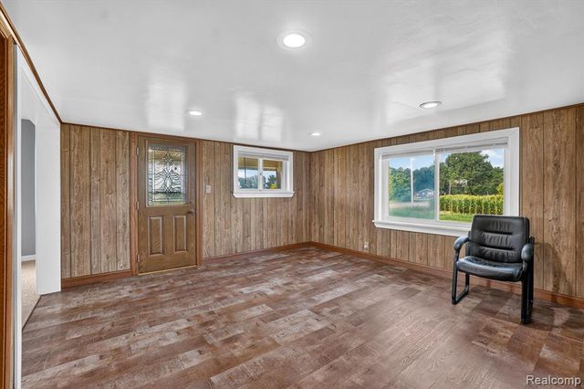 5660 Tittabawassee Road, Saginaw, MI 48604