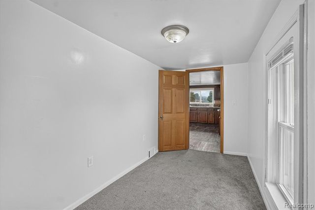 5660 Tittabawassee Road, Saginaw, MI 48604