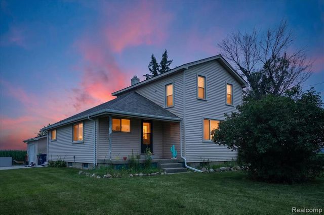 5660 Tittabawassee Road, Saginaw, MI 48604