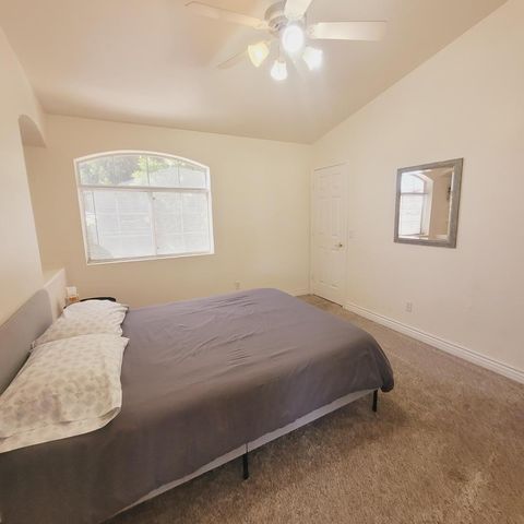 8720 W Kathleen Road, Peoria, AZ 85382