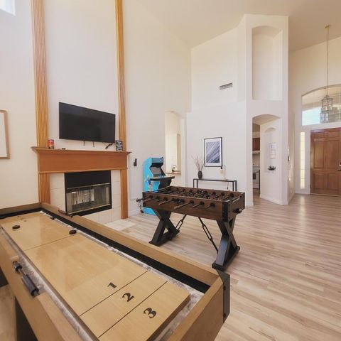 8720 W Kathleen Road, Peoria, AZ 85382