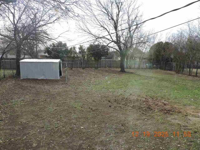 3140 NW Kinyon Ave, Lawton, OK 73505