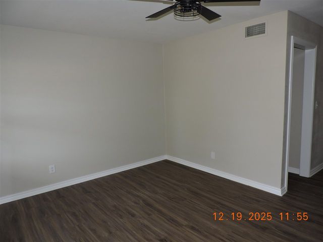 3140 NW Kinyon Ave, Lawton, OK 73505