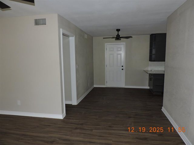 3140 NW Kinyon Ave, Lawton, OK 73505