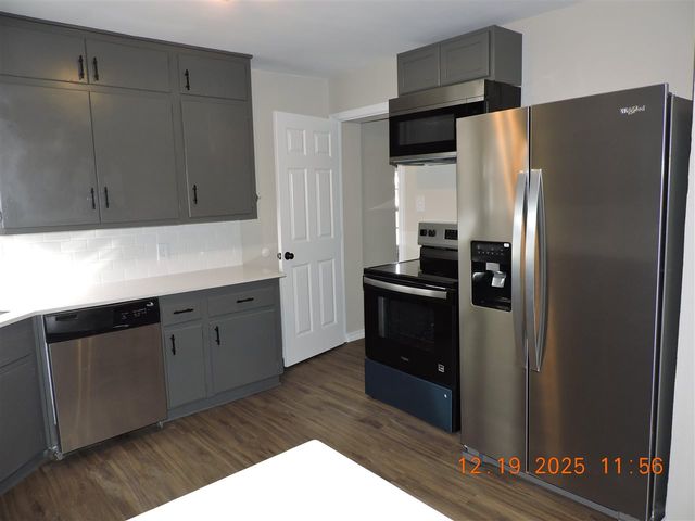 3140 NW Kinyon Ave, Lawton, OK 73505