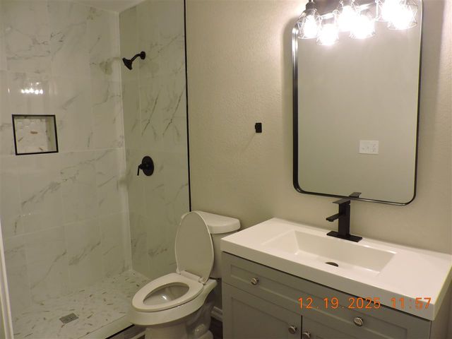 3140 NW Kinyon Ave, Lawton, OK 73505