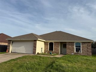 120 Durie Drive, Robinson, TX 76706